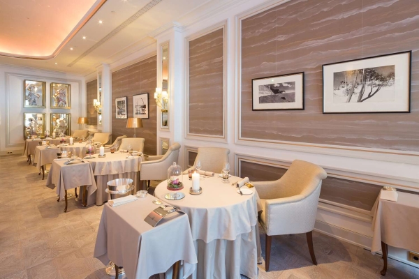 Hotel Vier Jahreszeiten Fairmont